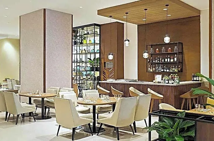 Summit Greenhills