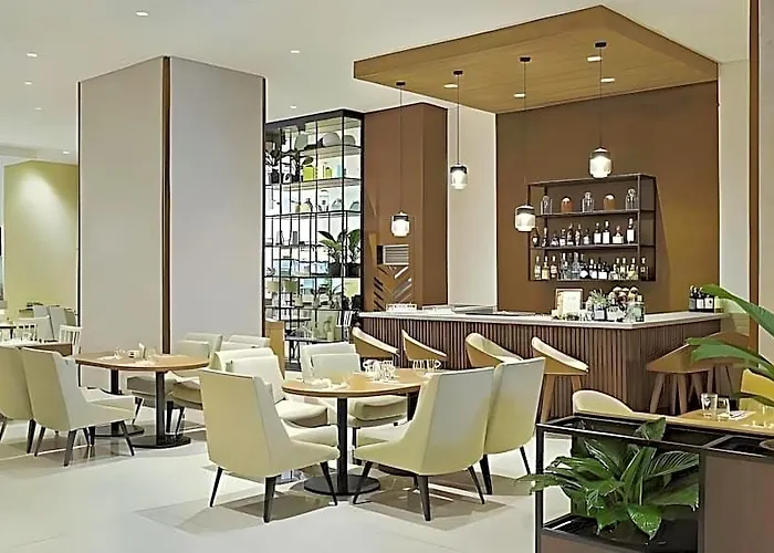 Summit Greenhills 호텔
