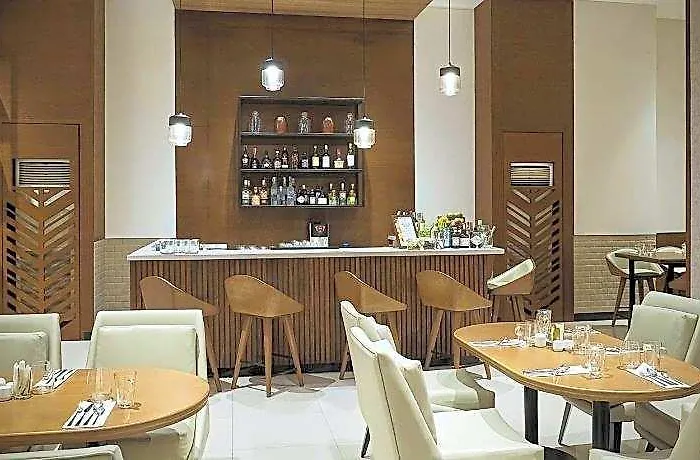 Summit Greenhills 호텔 마닐라