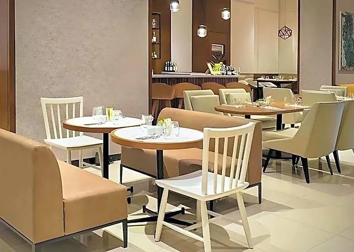 호텔 Summit Greenhills 마닐라